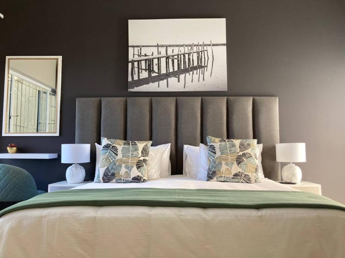 דורבן Ocean Rocks Villa, Umhlanga מראה חיצוני תמונה