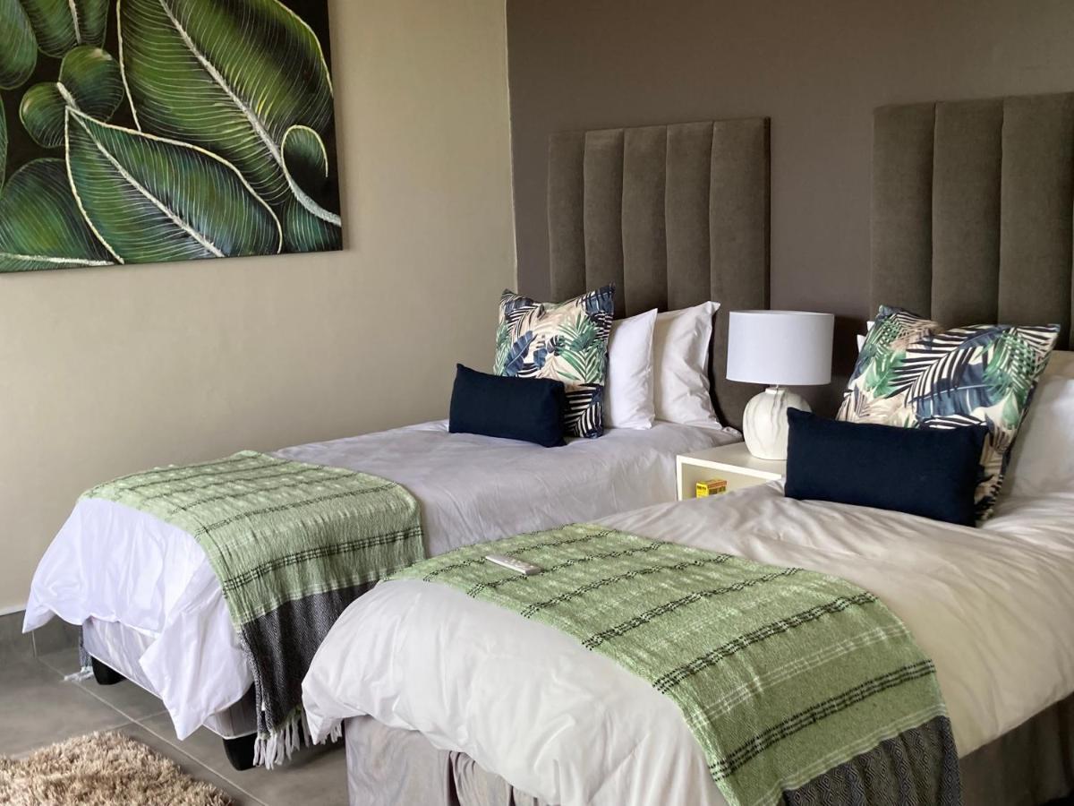 דורבן Ocean Rocks Villa, Umhlanga מראה חיצוני תמונה