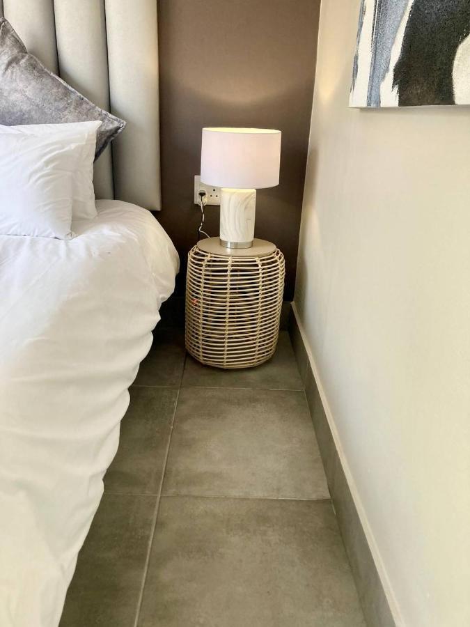 דורבן Ocean Rocks Villa, Umhlanga מראה חיצוני תמונה