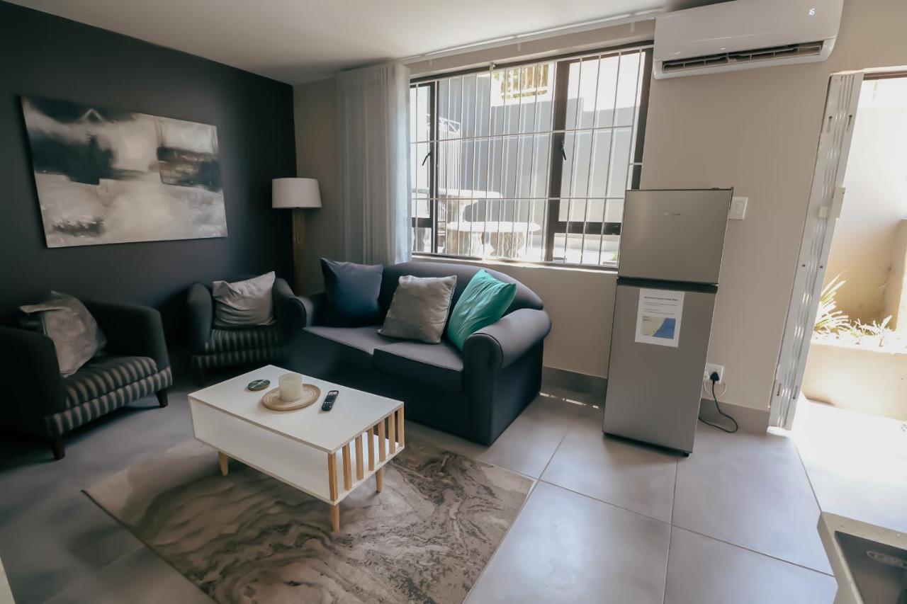 דורבן Ocean Rocks Villa, Umhlanga מראה חיצוני תמונה