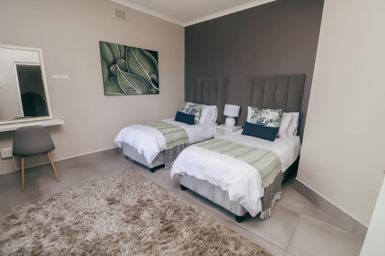 דורבן Ocean Rocks Villa, Umhlanga מראה חיצוני תמונה