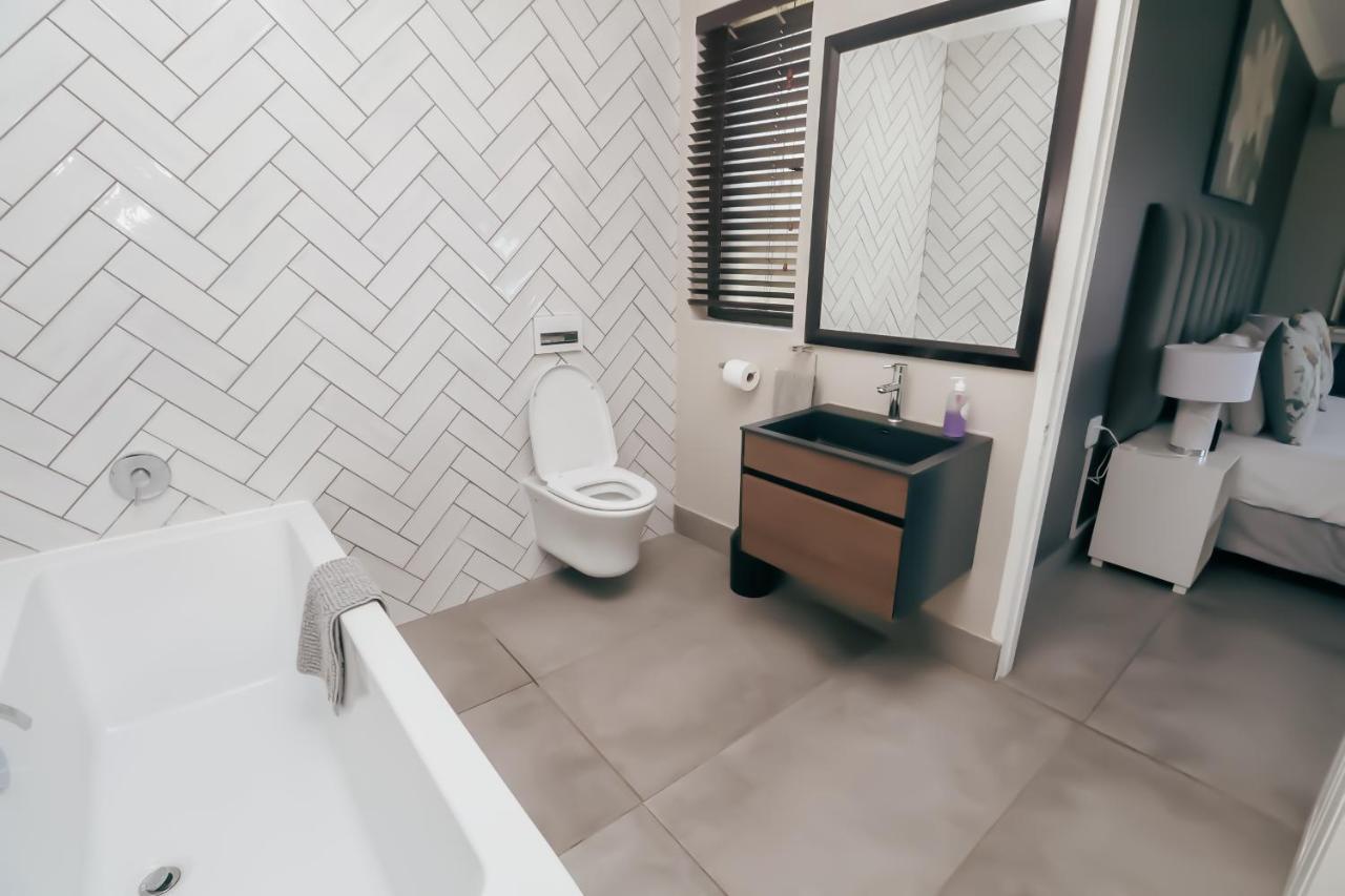 דורבן Ocean Rocks Villa, Umhlanga מראה חיצוני תמונה